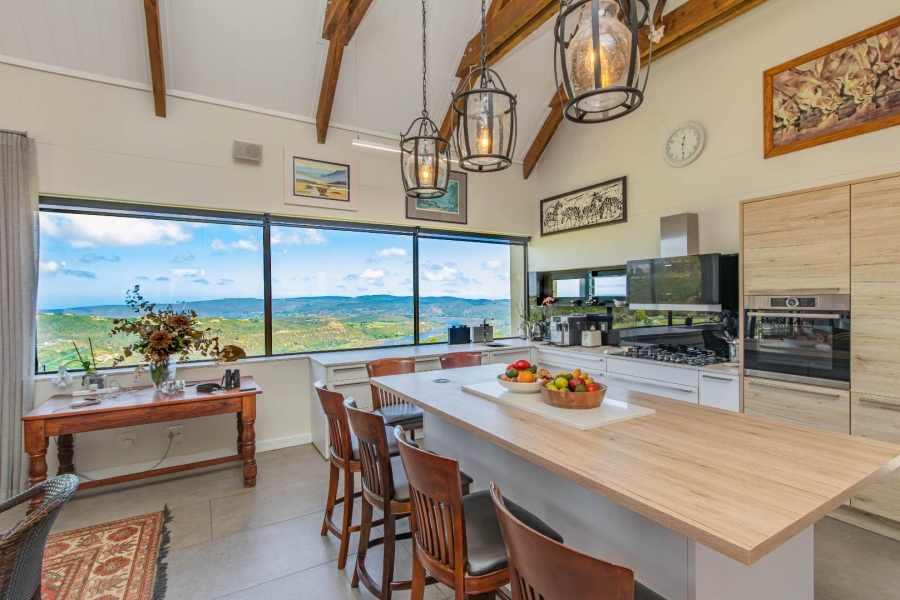 5 Bedroom Property for Sale in Simola Western Cape